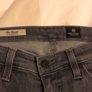 AG ‘The Stevie’ Slim Straight Grey 27R Jeans